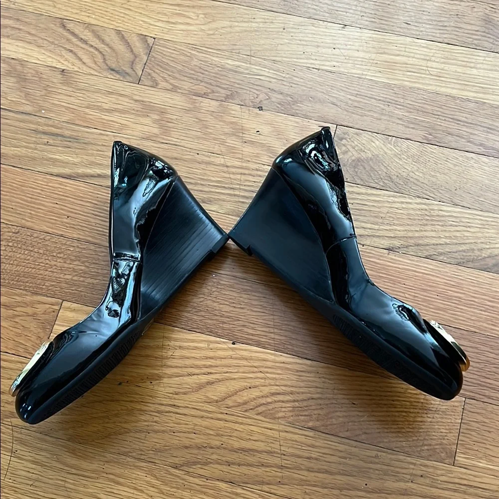 Tory Burch Black Patent Logo Cap-Toe Heels with Gold Trim
